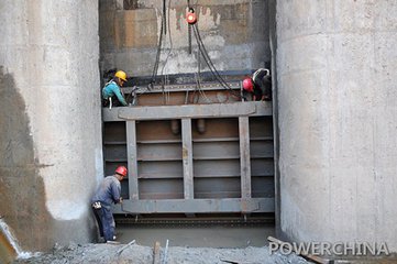 龙凤专业深耕喷漆翻新领域